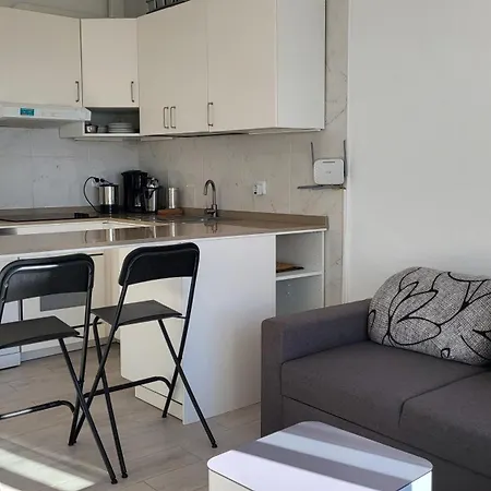 Fantastic Flat With Ocean View Адехе